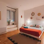 Stuart Elegance With Cathedral View, Ideal For Families Apartamento *