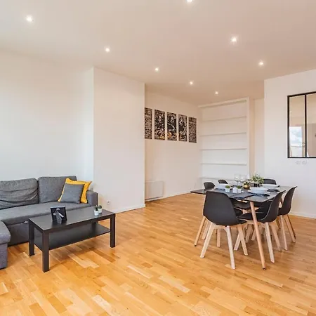 Stuart Elegance With Cathedral View, Ideal For Families Apartment