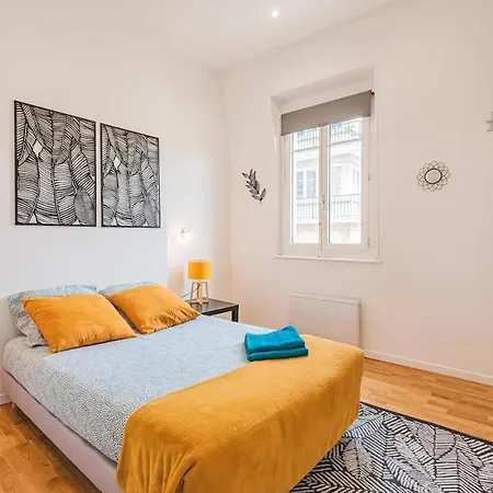 Stuart Elegance With Cathedral View, Ideal For Families *