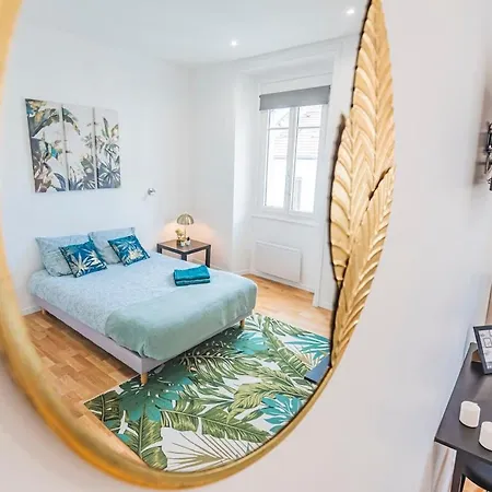 Stuart Elegance With Cathedral View, Ideal For Families Lägenhet