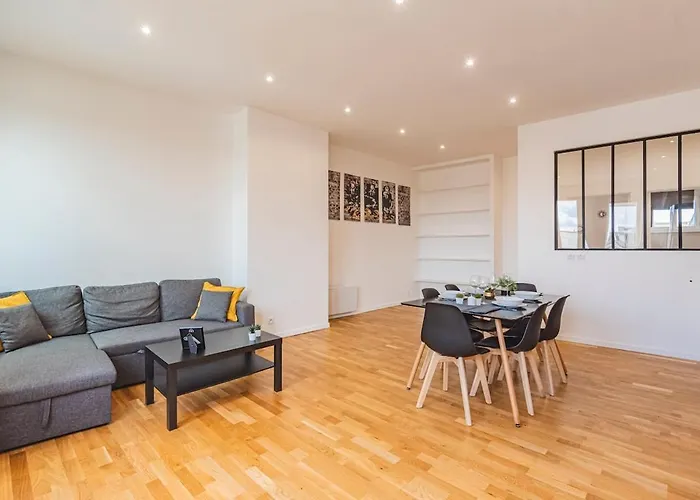 Stuart Elegance With Cathedral View, Ideal For Families Apartment