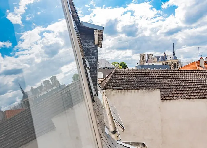 Stuart Elegance With Cathedral View, Ideal For Families Apartment *