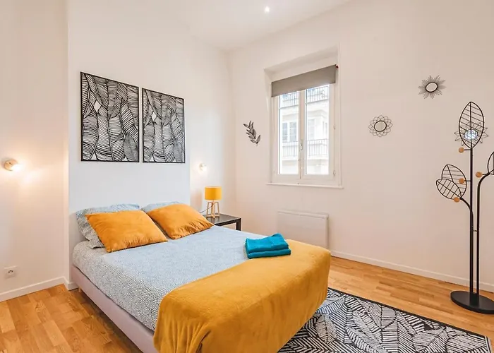 Stuart Elegance With Cathedral View, Ideal For Families *