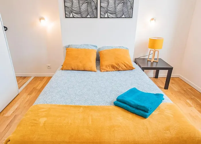 Stuart Elegance With Cathedral View, Ideal For Families Apartment