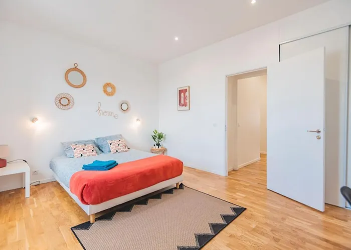 Stuart Elegance With Cathedral View, Ideal For Families *