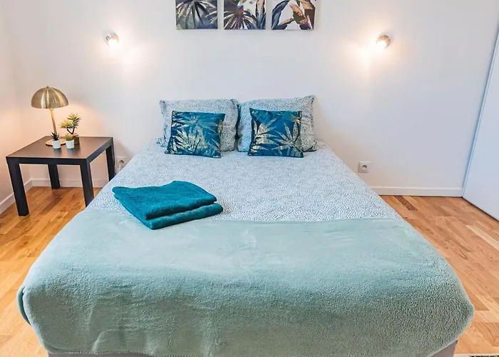 Apartment Stuart Elegance With Cathedral View, Ideal For Families