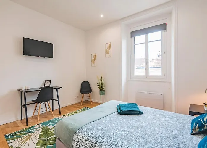 Stuart Elegance With Cathedral View, Ideal For Families *